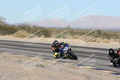 media/Dec-07-2025-CVMA (Sun) [[3e7d2de5dc]]/Race 4-Supersport Middleweight/